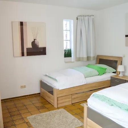 Ferienwohnung Baj Apartment